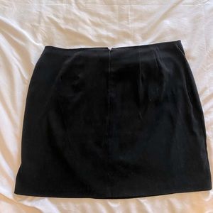 Black skirt 22